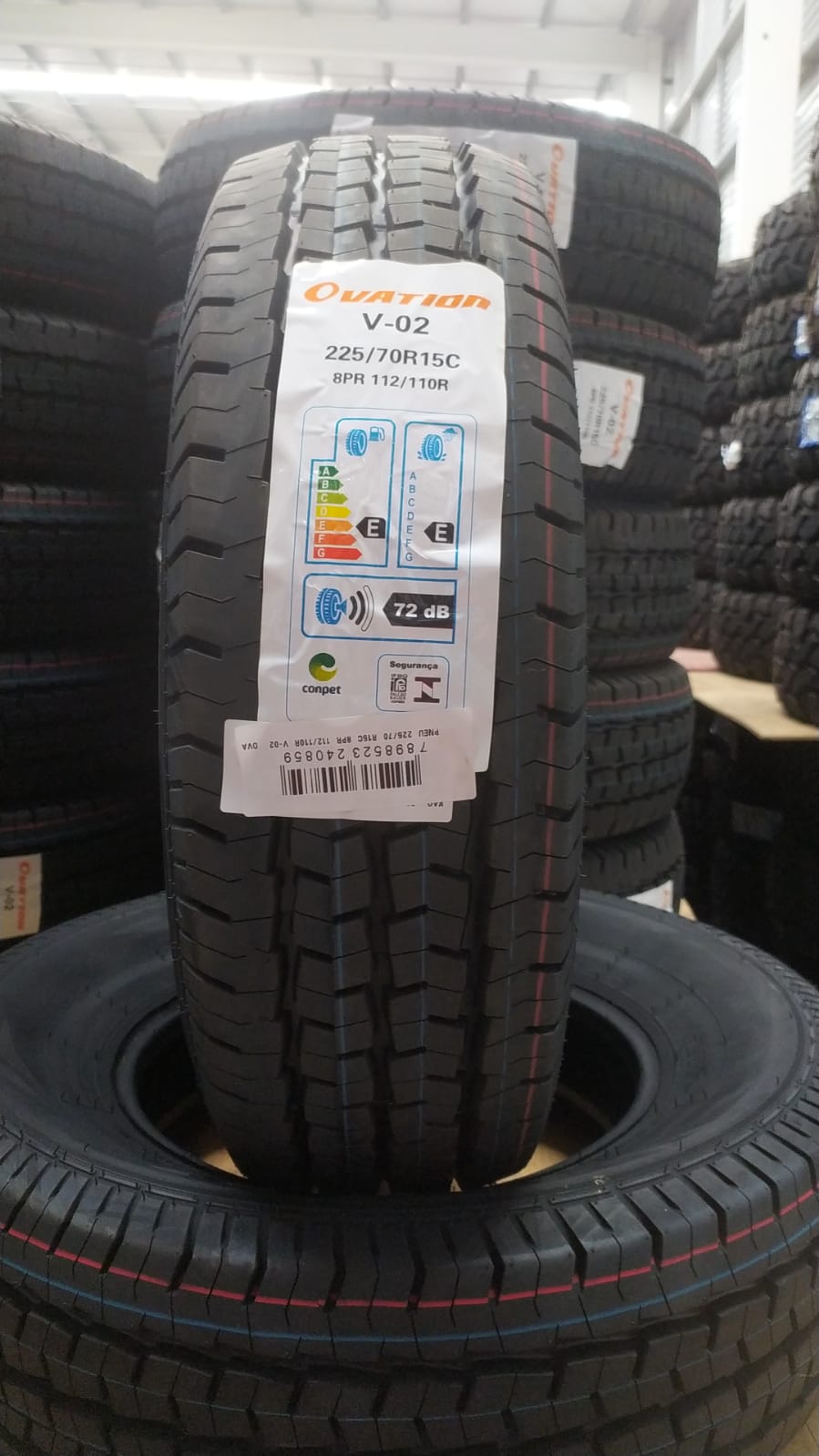 Pneu 225/70R15C 8PR 112/110R V-02 Ovation