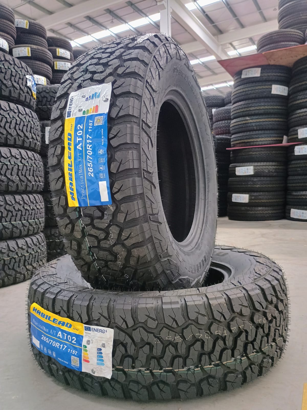 Pneu 265/70R17 LB 115T AT02 Habilead