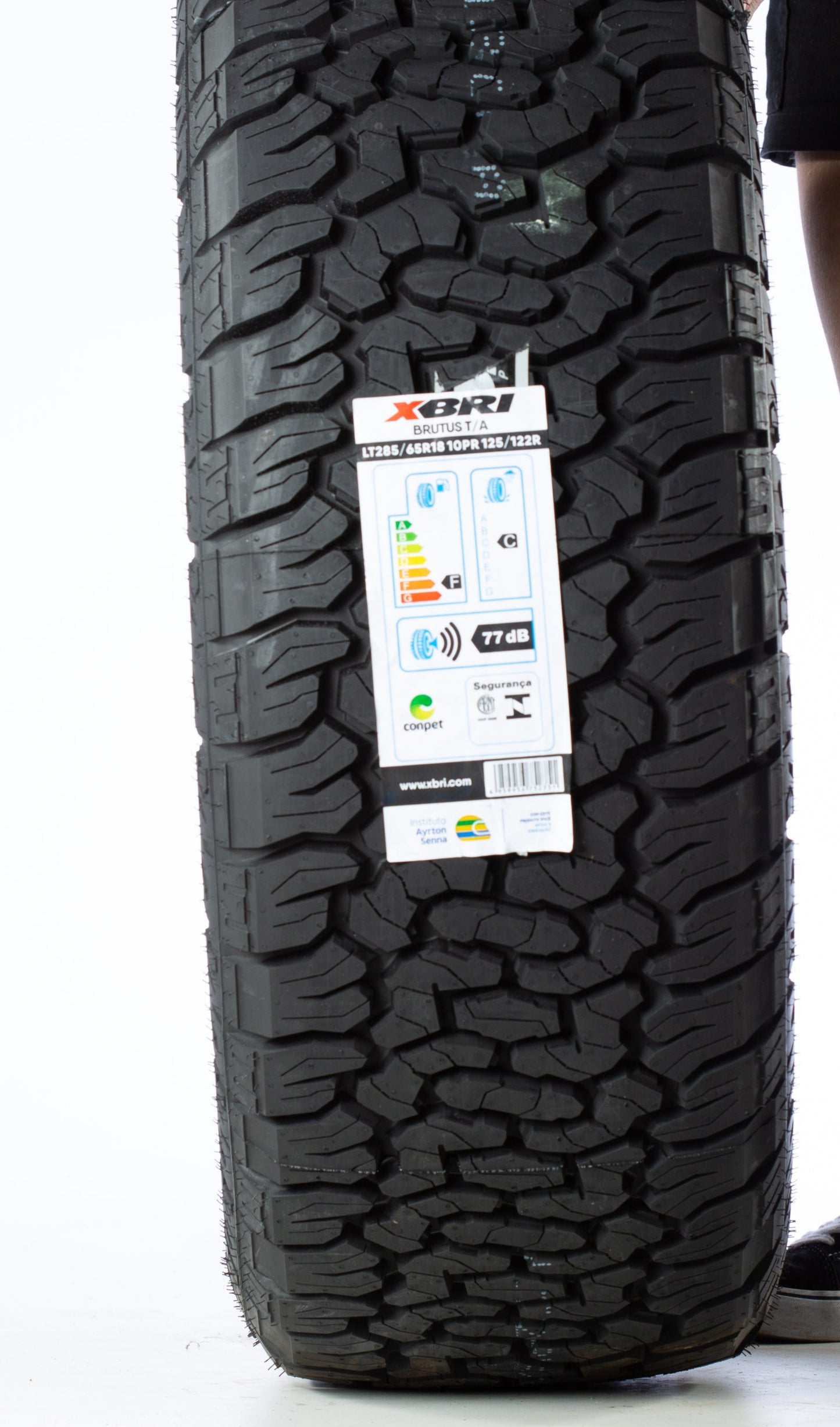 Pneu LT285/65R18 10PR 125/122RR Brutus T/A TL Xbri