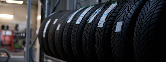 Pneus de Letras Brancas: estilo e personalização que transformam seu carro!