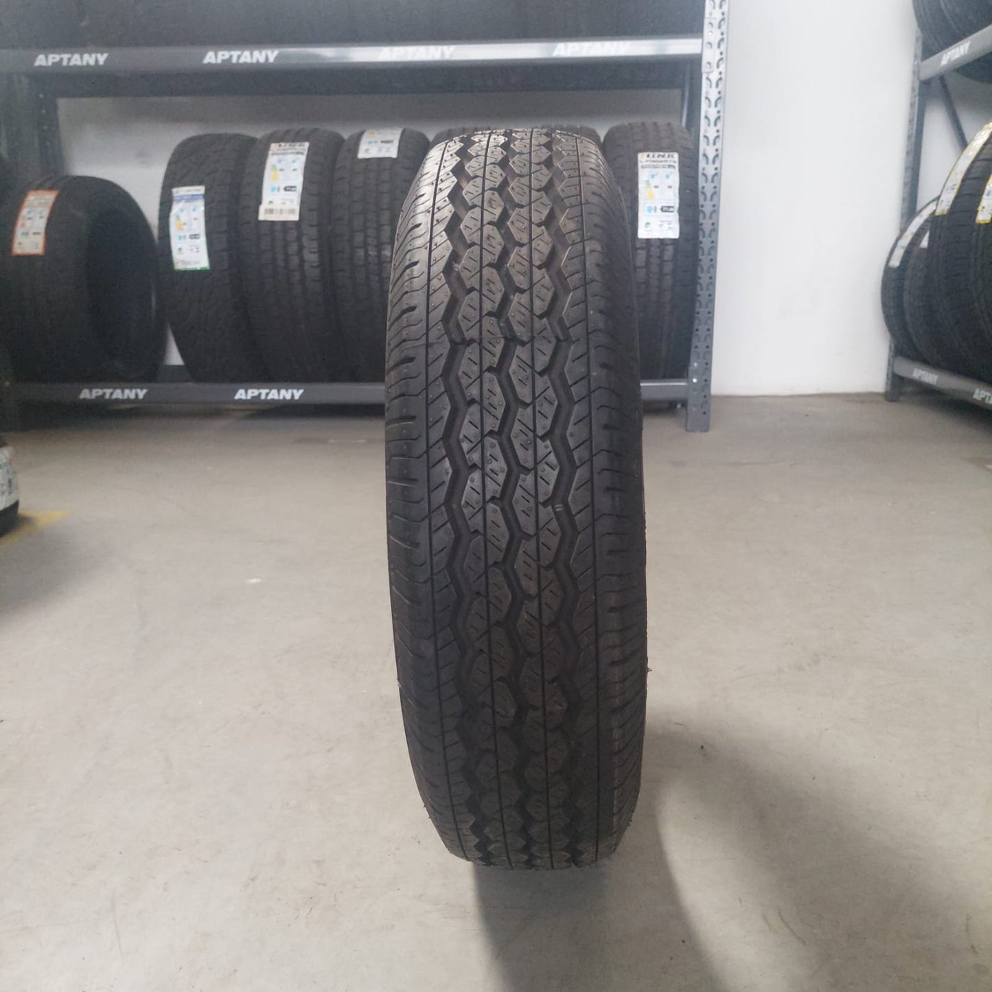 Pneu 155R12C C/6PR 83/81Q H188 Westlake