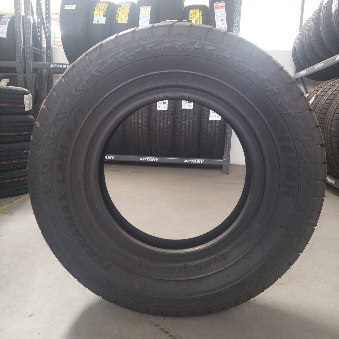 Pneu 245/70R16 107T Terramax LSR1 A/T Ilink
