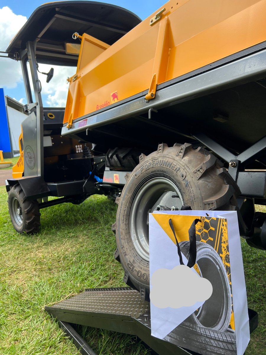 Pneu 600 - 12 6PR TT R - 1 QH611 Forerunner - Pneus Auto