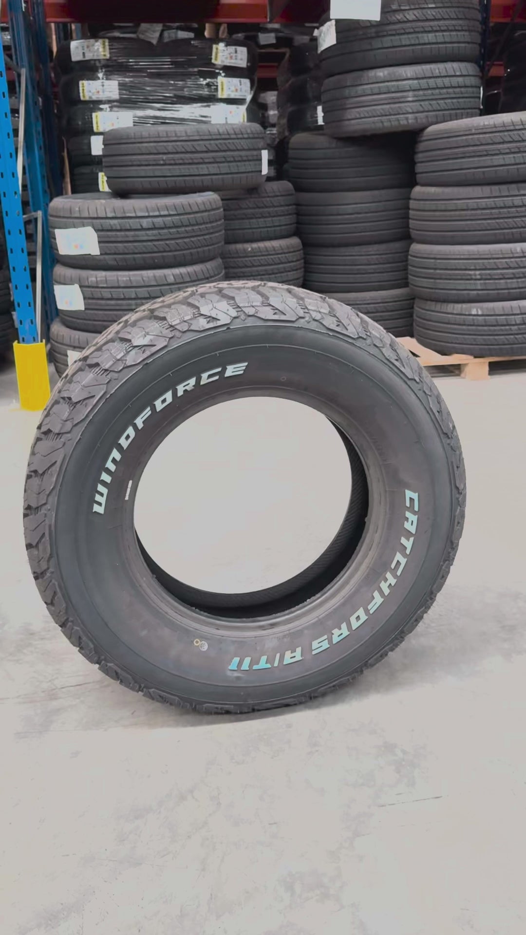 Pneu LT265/70R17 121/118R Catchfors A/T II Windforce – Pneus Auto